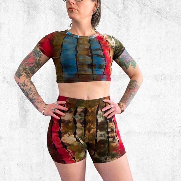 Ice Dyed Yoga Set - Top and Shorts - Bold Vibrant Unique - (Women's Medium) - Picture 1 of 10